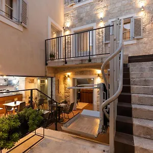 Hotell Camera Hotel ****