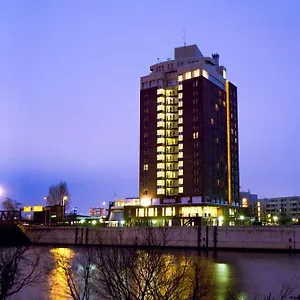 Hotel Hi International